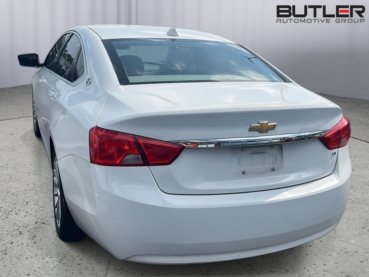 Used 2014 Summit White Chevrolet LS image 10