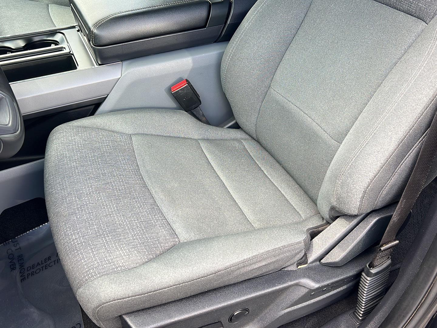 Used 2024 Agate Black Ford XLT image 31