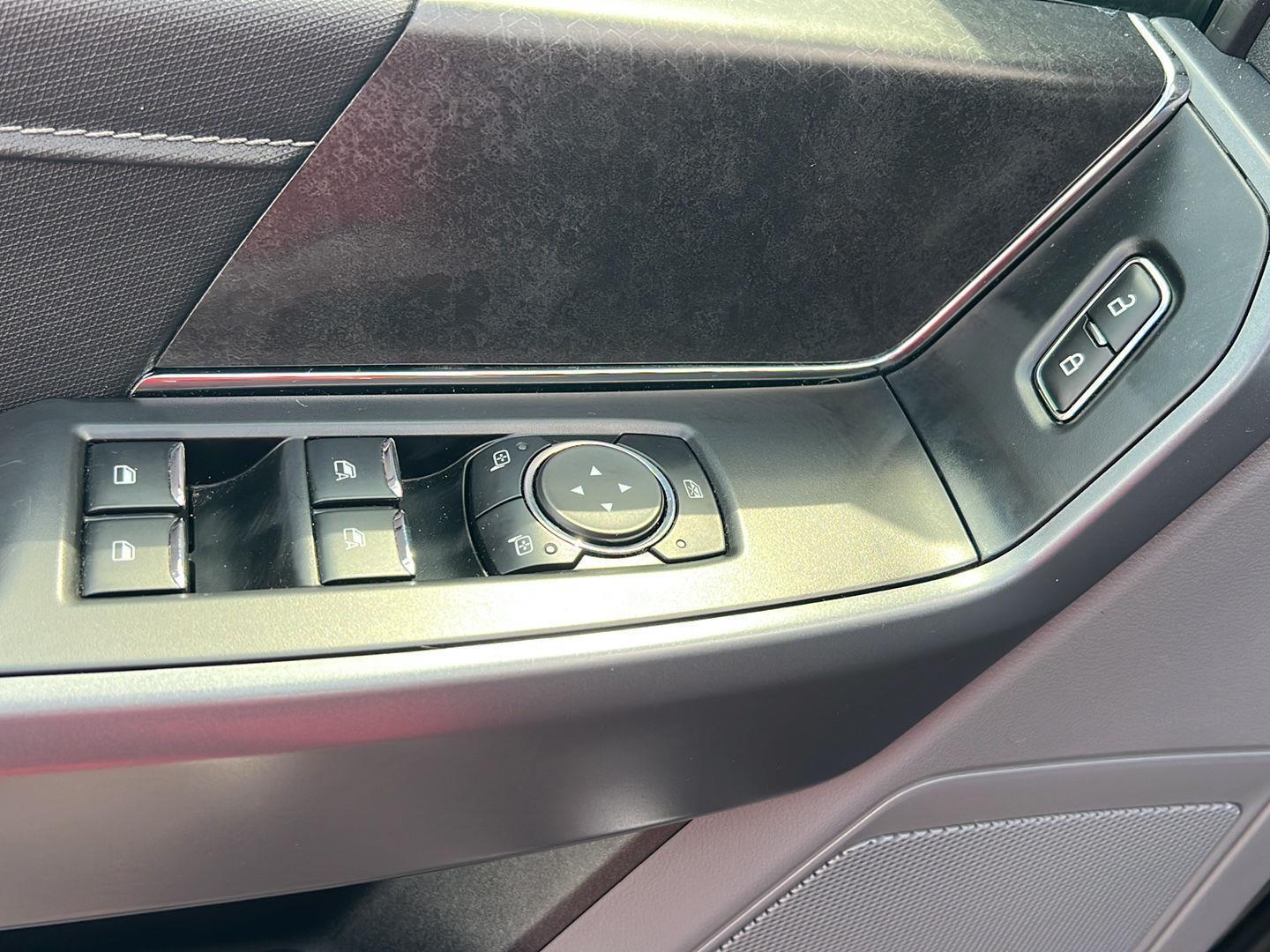 Used 2024 Agate Black Ford XLT image 33