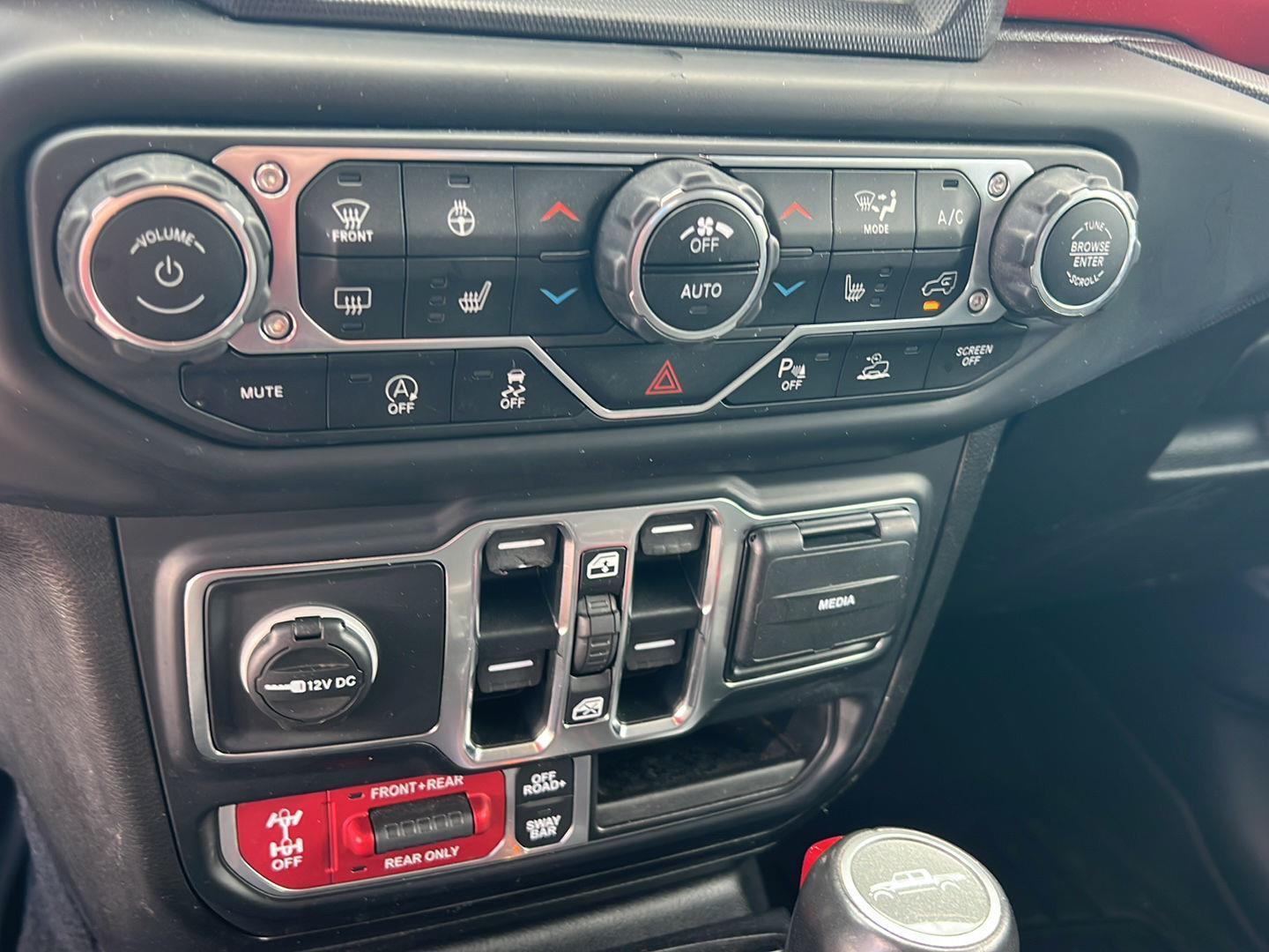 Used 2020 Black Clearcoat Jeep Rubicon image 30