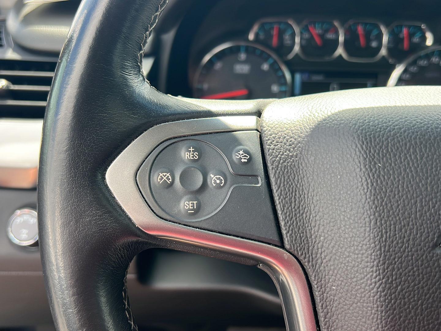 Used 2019 Shadow Gray Metallic Chevrolet LT image 22