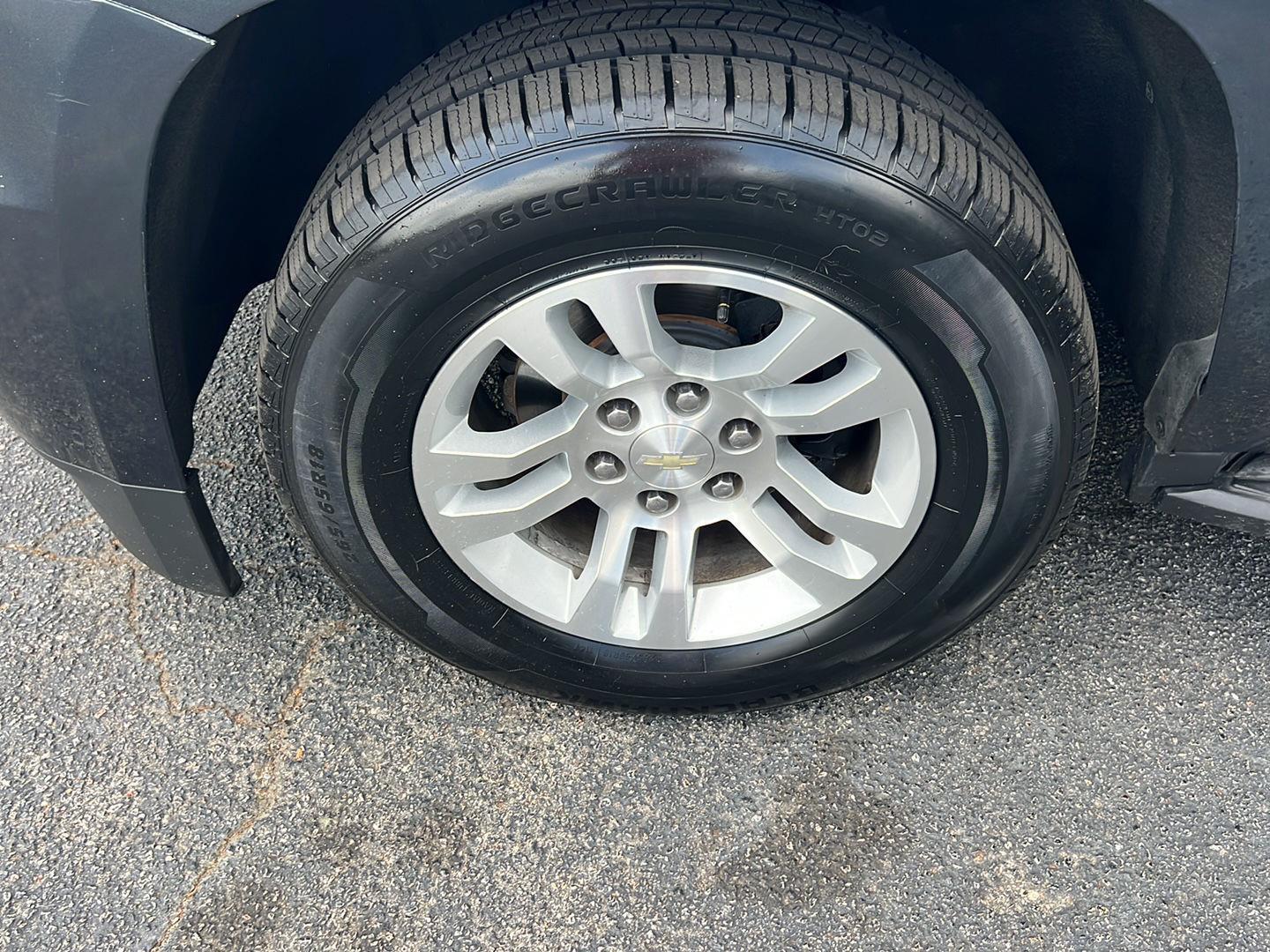 Used 2019 Shadow Gray Metallic Chevrolet LT image 39