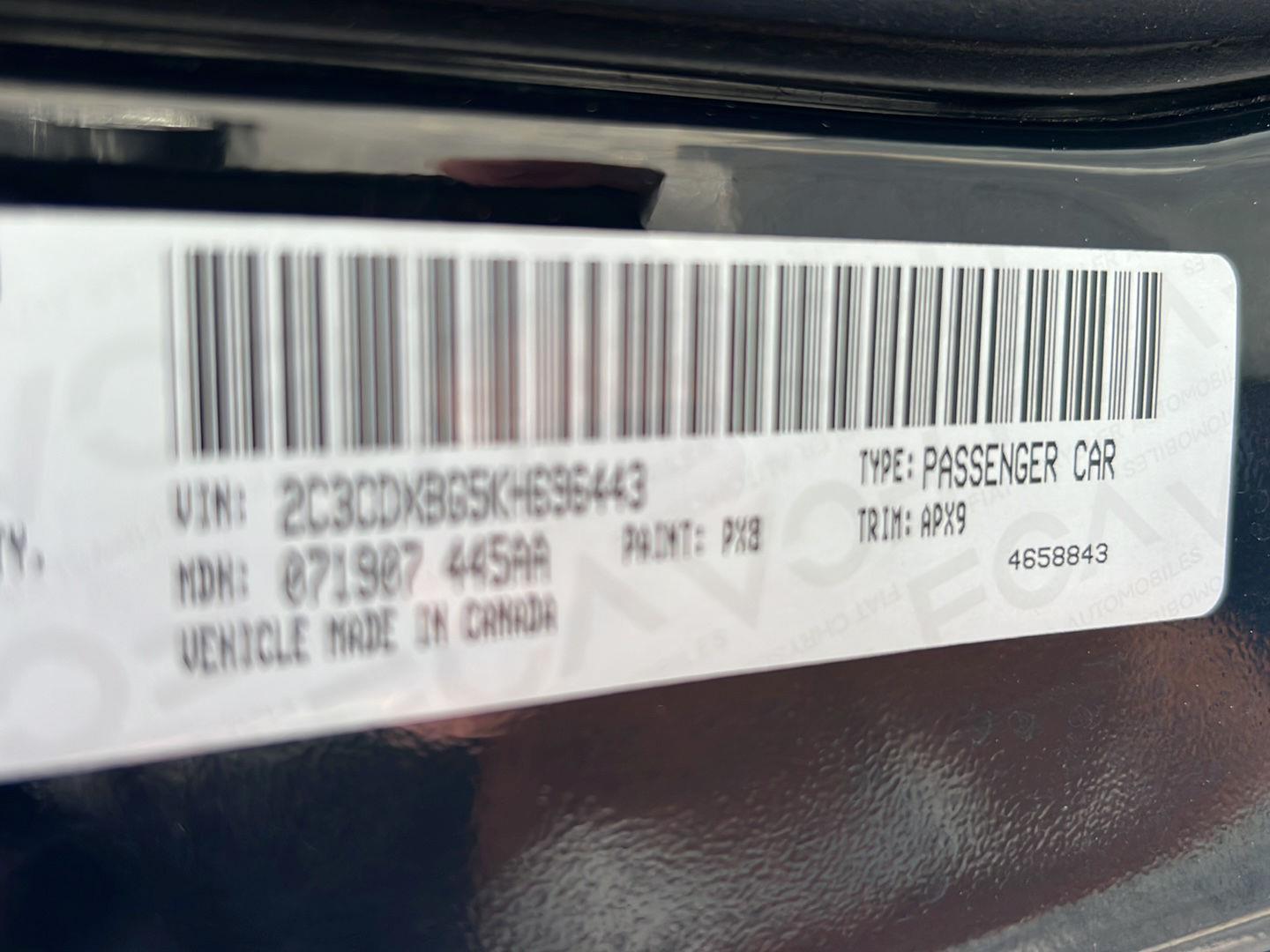 Used 2019 Pitch Black Clearcoat Dodge SXT image 43