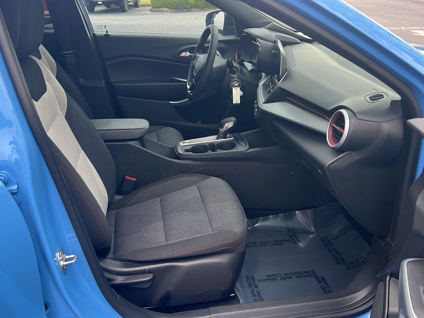 Used 2024 Fountain Blue Chevrolet 1RS image 13