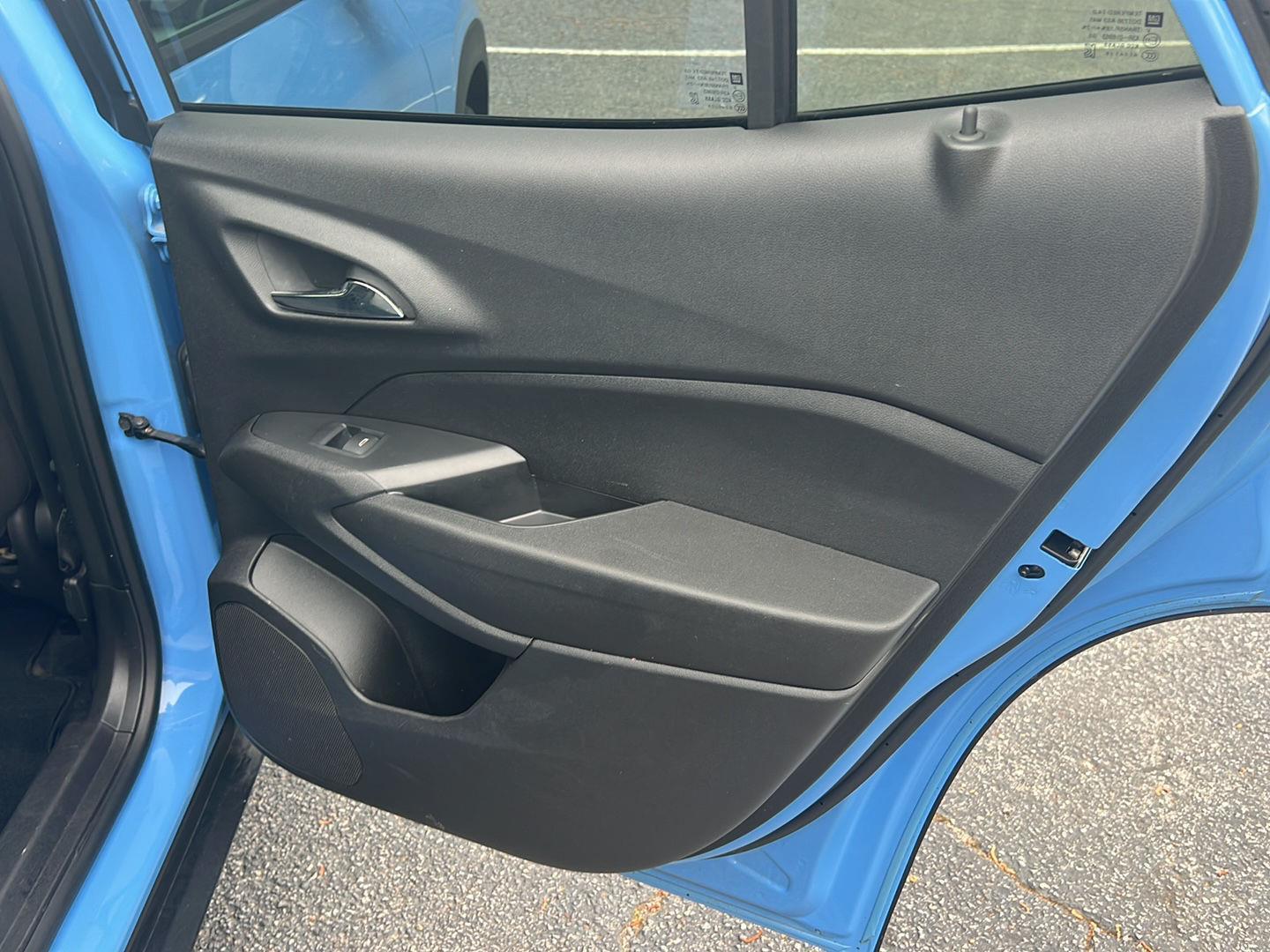 Used 2024 Fountain Blue Chevrolet 1RS image 15