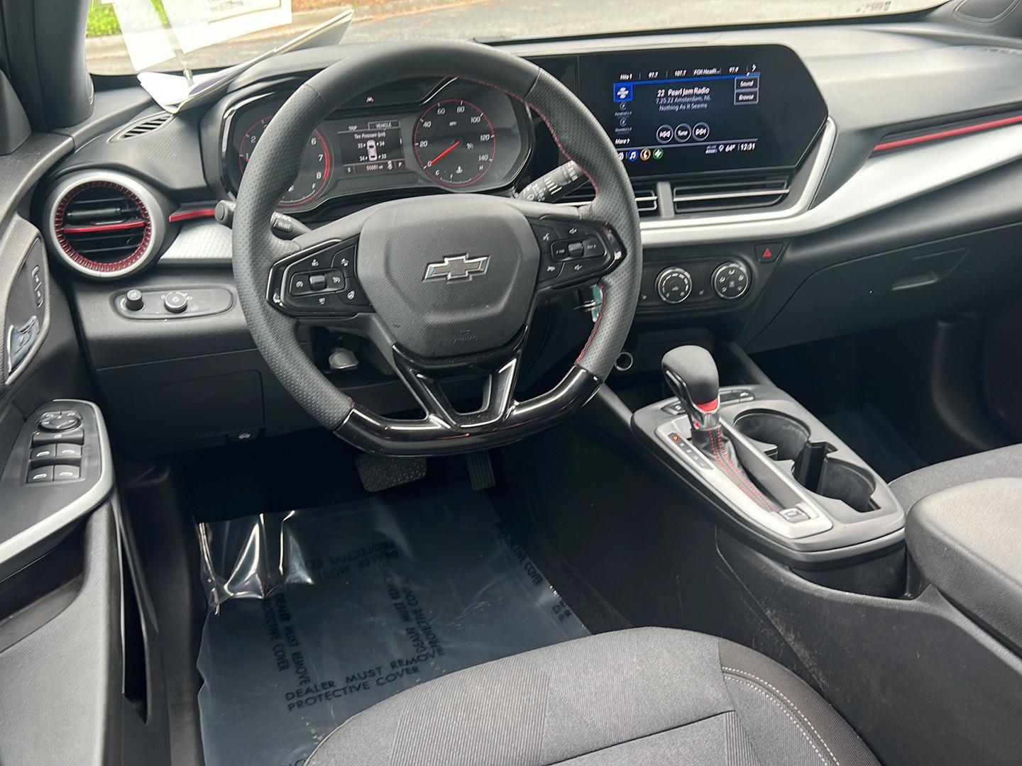 Used 2024 Fountain Blue Chevrolet 1RS image 18