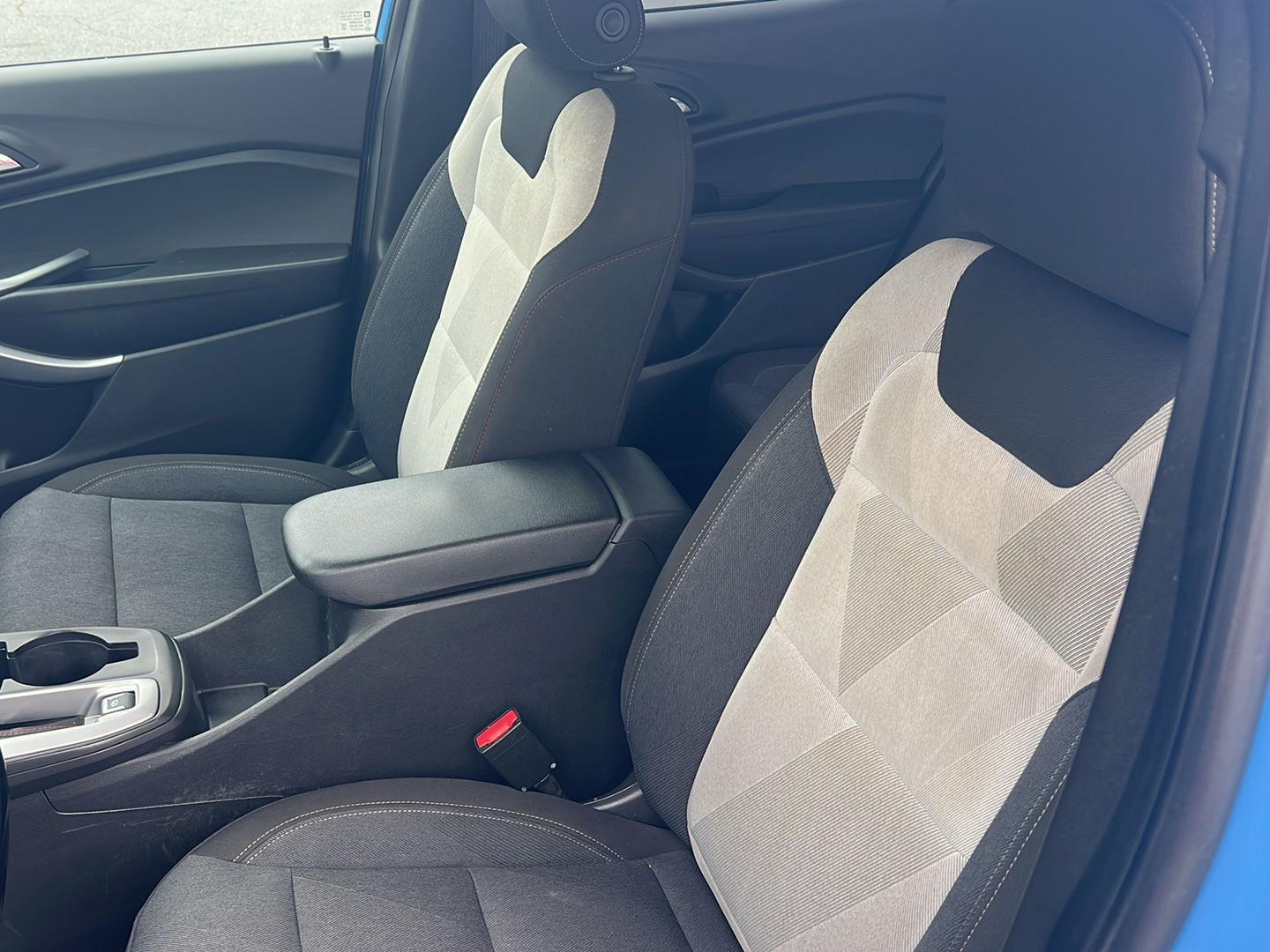 Used 2024 Fountain Blue Chevrolet 1RS image 28