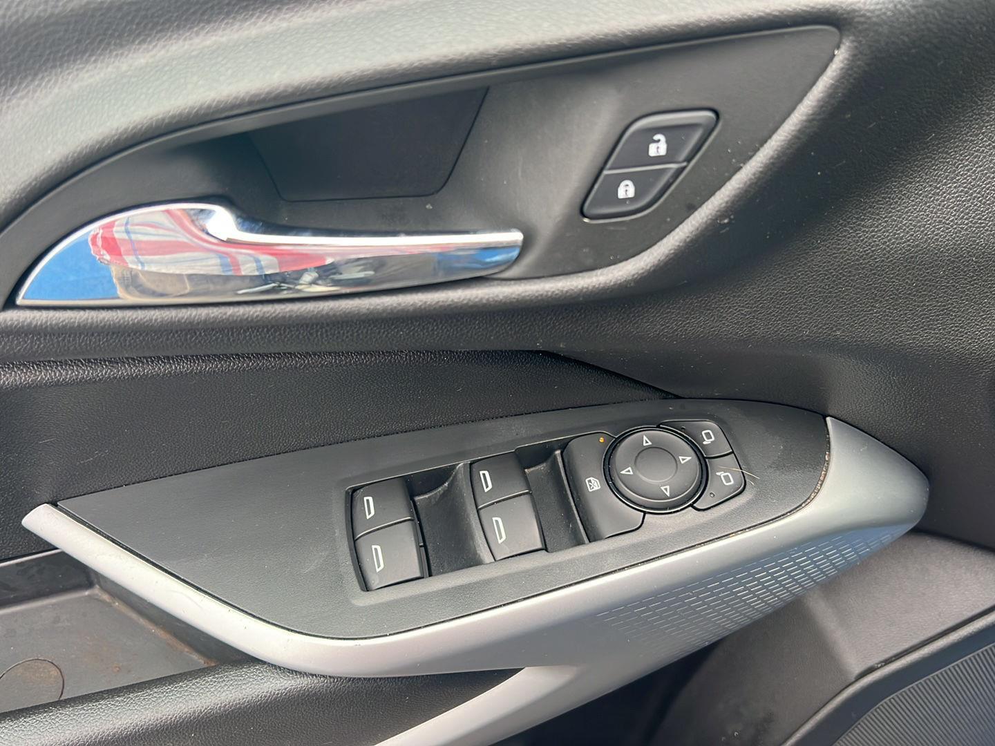 Used 2024 Fountain Blue Chevrolet 1RS image 31