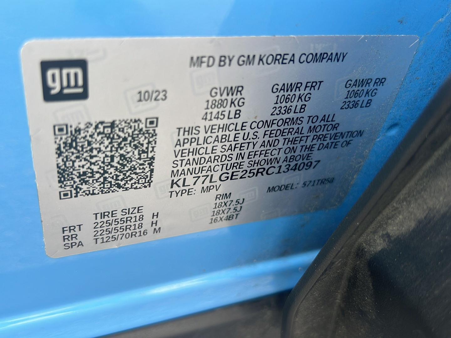 Used 2024 Fountain Blue Chevrolet 1RS image 40