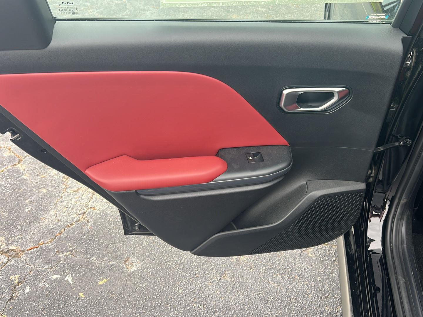 Used 2025 Aurora Black Pearl Kia GT-Line image 17