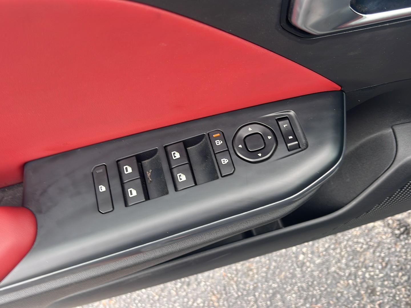 Used 2025 Aurora Black Pearl Kia GT-Line image 33