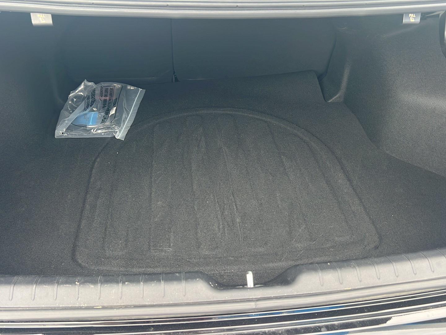 Used 2025 Aurora Black Pearl Kia GT-Line image 34