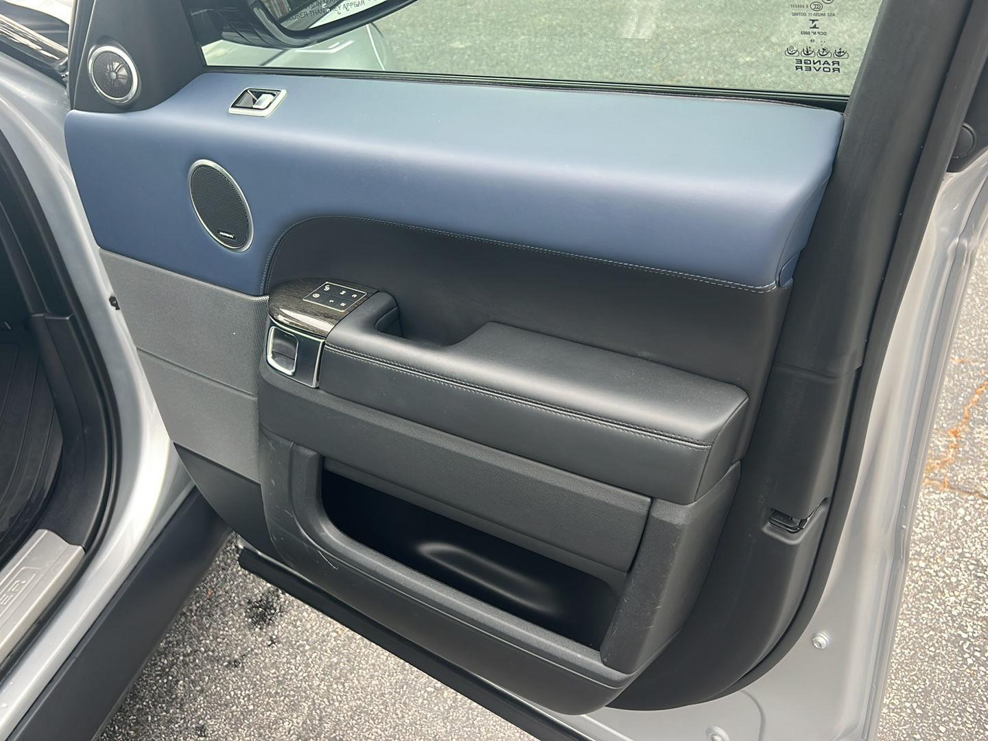 Used 2020 Indus Silver Metallic Land Rover HSE Dynamic image 15