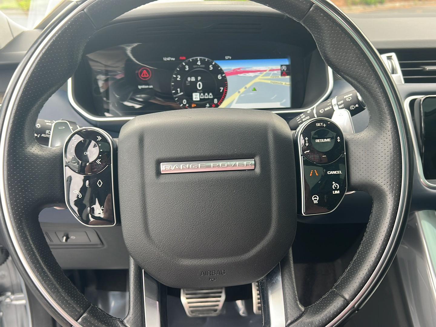 Used 2020 Indus Silver Metallic Land Rover HSE Dynamic image 21