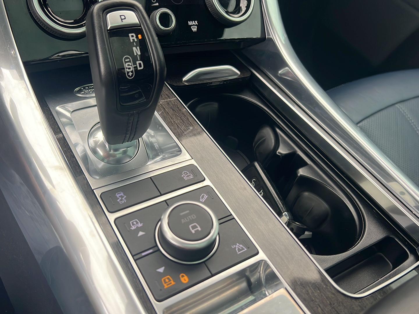 Used 2020 Indus Silver Metallic Land Rover HSE Dynamic image 29