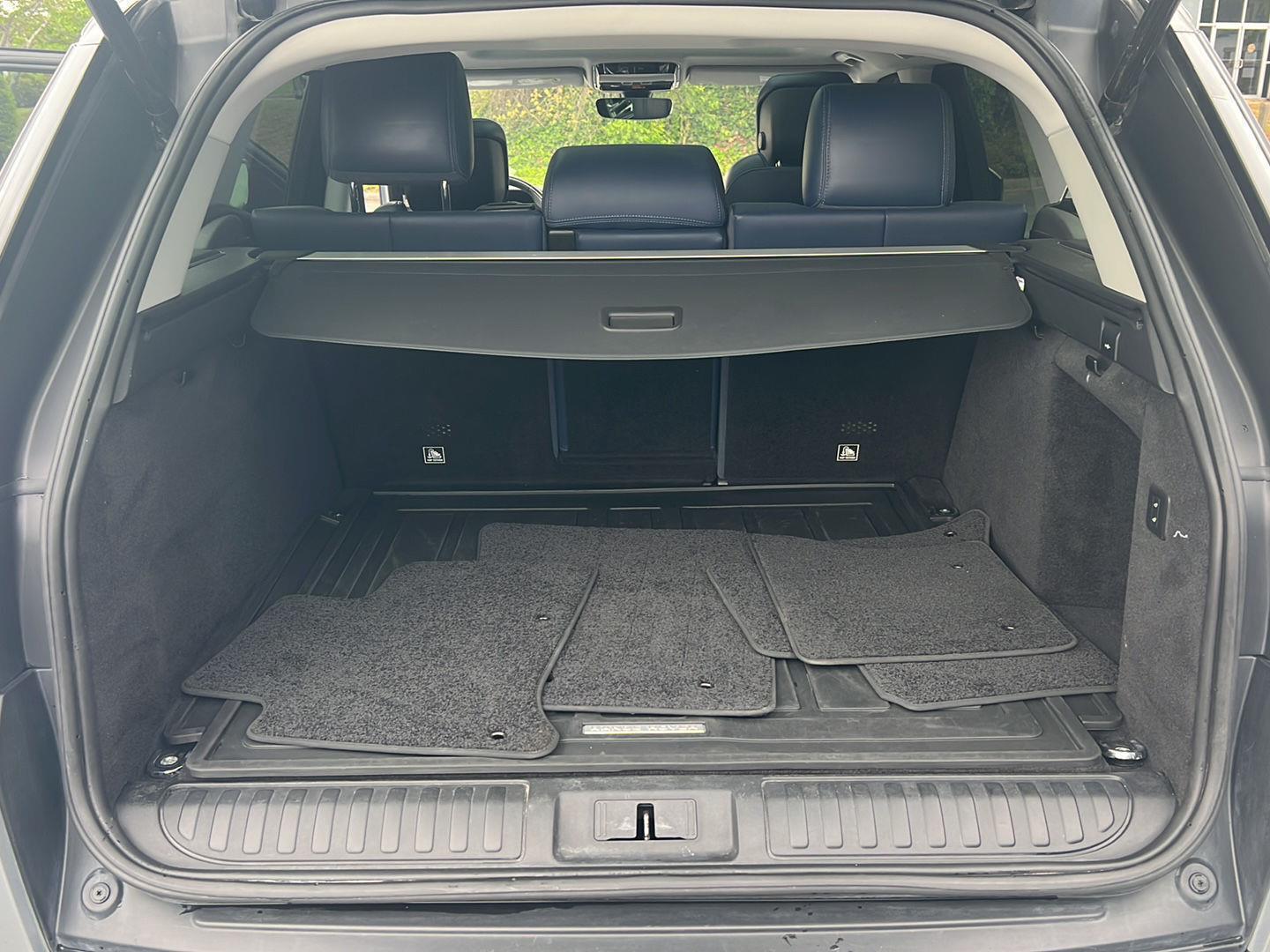 Used 2020 Indus Silver Metallic Land Rover HSE Dynamic image 34