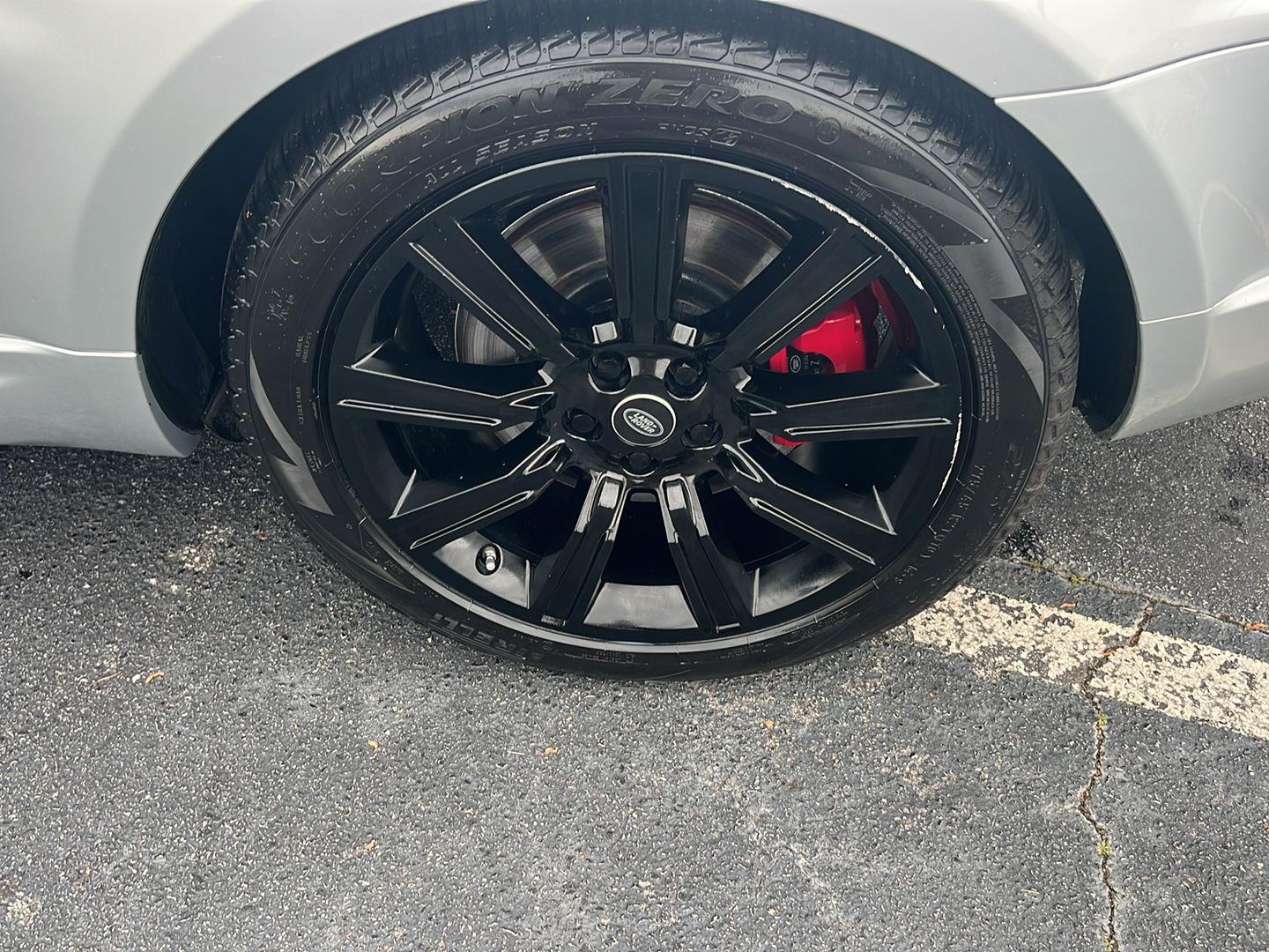 Used 2020 Indus Silver Metallic Land Rover HSE Dynamic image 38