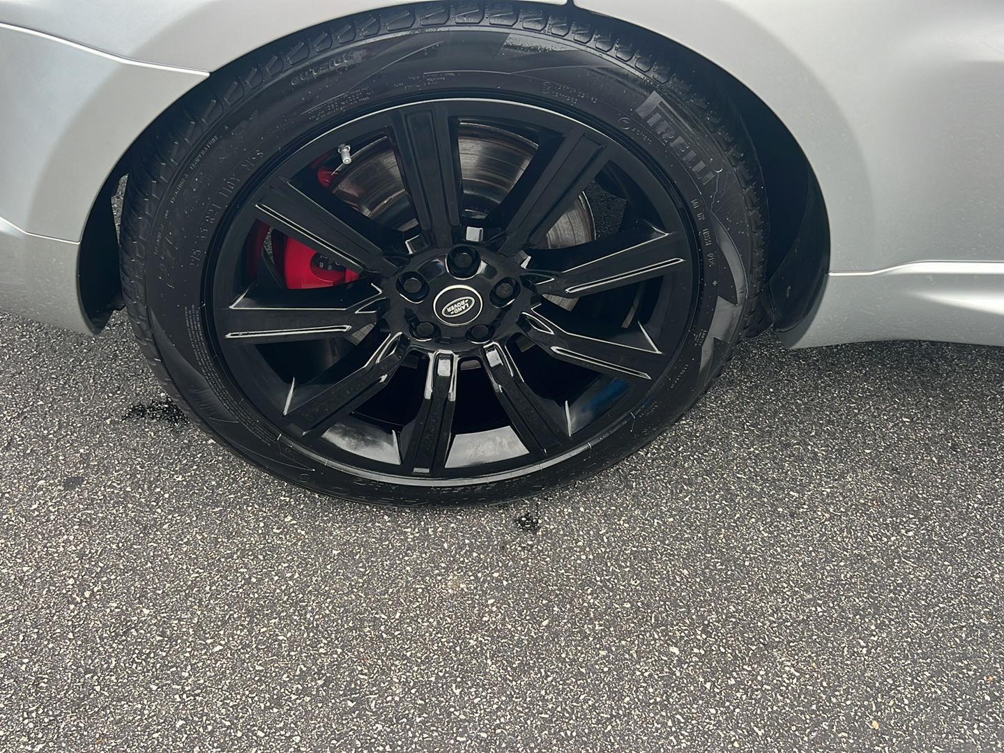 Used 2020 Indus Silver Metallic Land Rover HSE Dynamic image 39