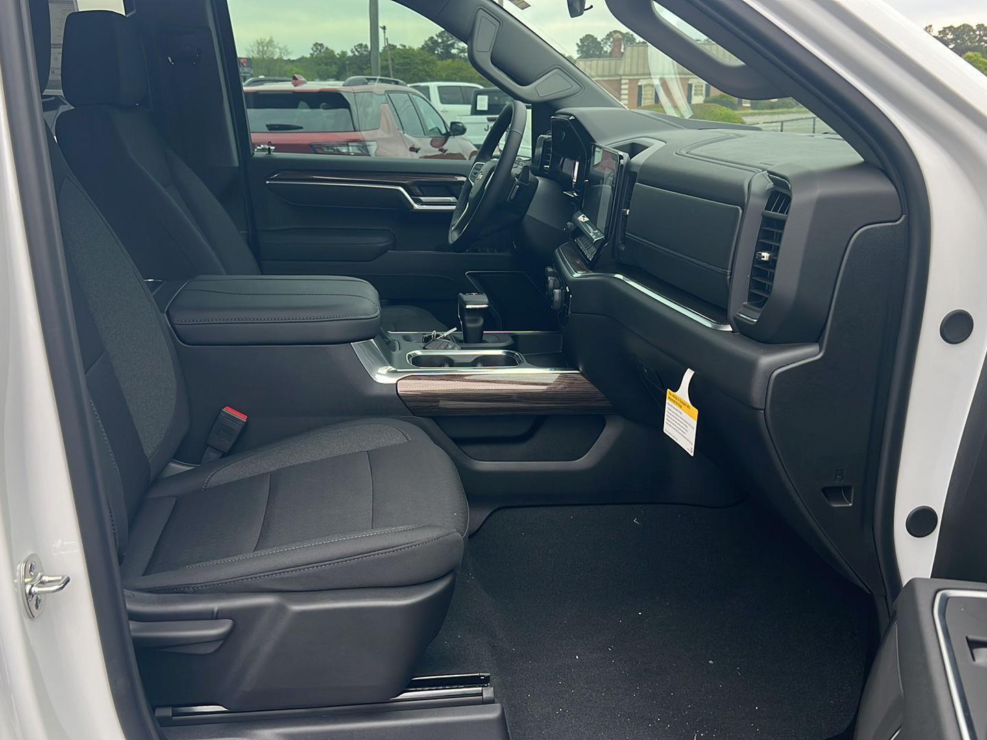 New 2026 Summit White Chevrolet LT image 13