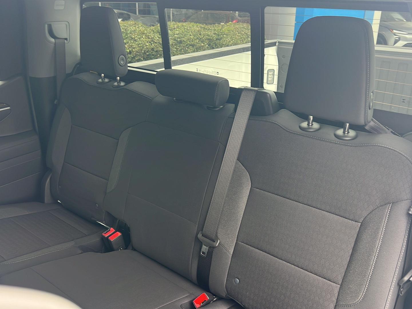 New 2026 Summit White Chevrolet LT image 31