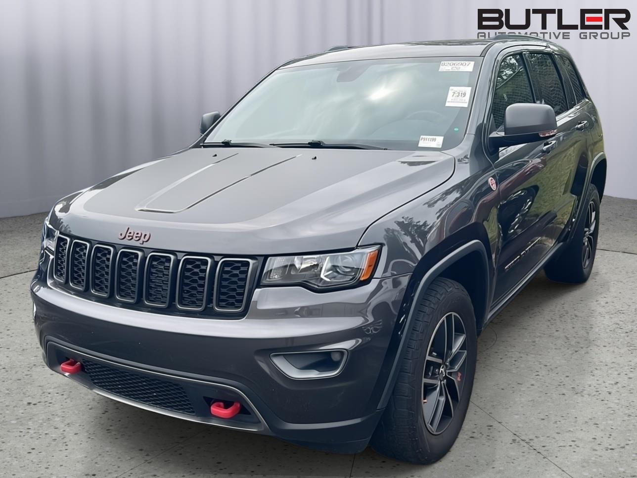 Used 2017 Granite Crystal Metallic Clearcoat Jeep Trailhawk image 2