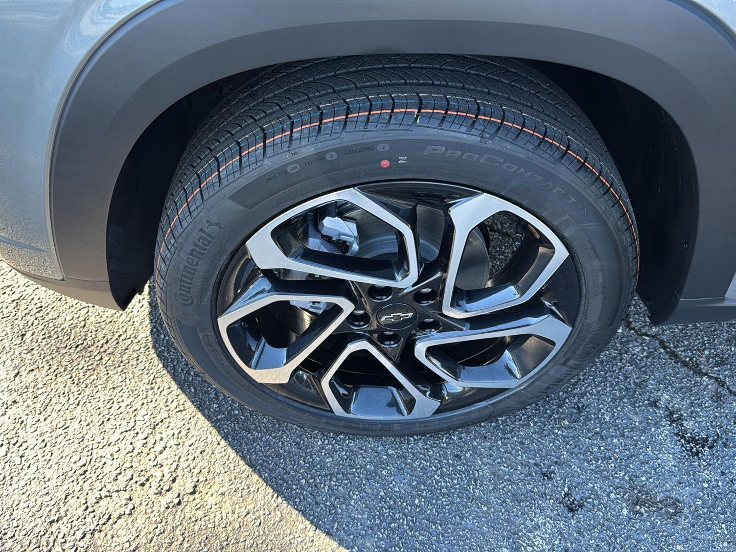 New 2026 Sterling Gray Metallic Chevrolet 2RS image 30