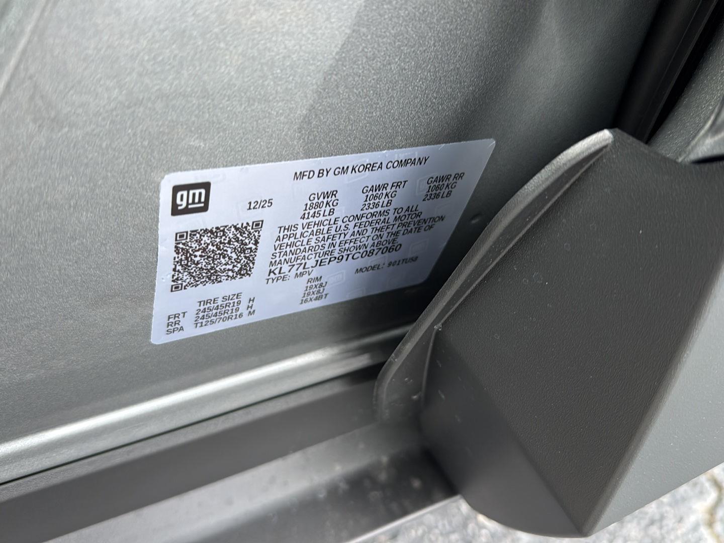 New 2026 Sterling Gray Metallic Chevrolet 2RS image 32