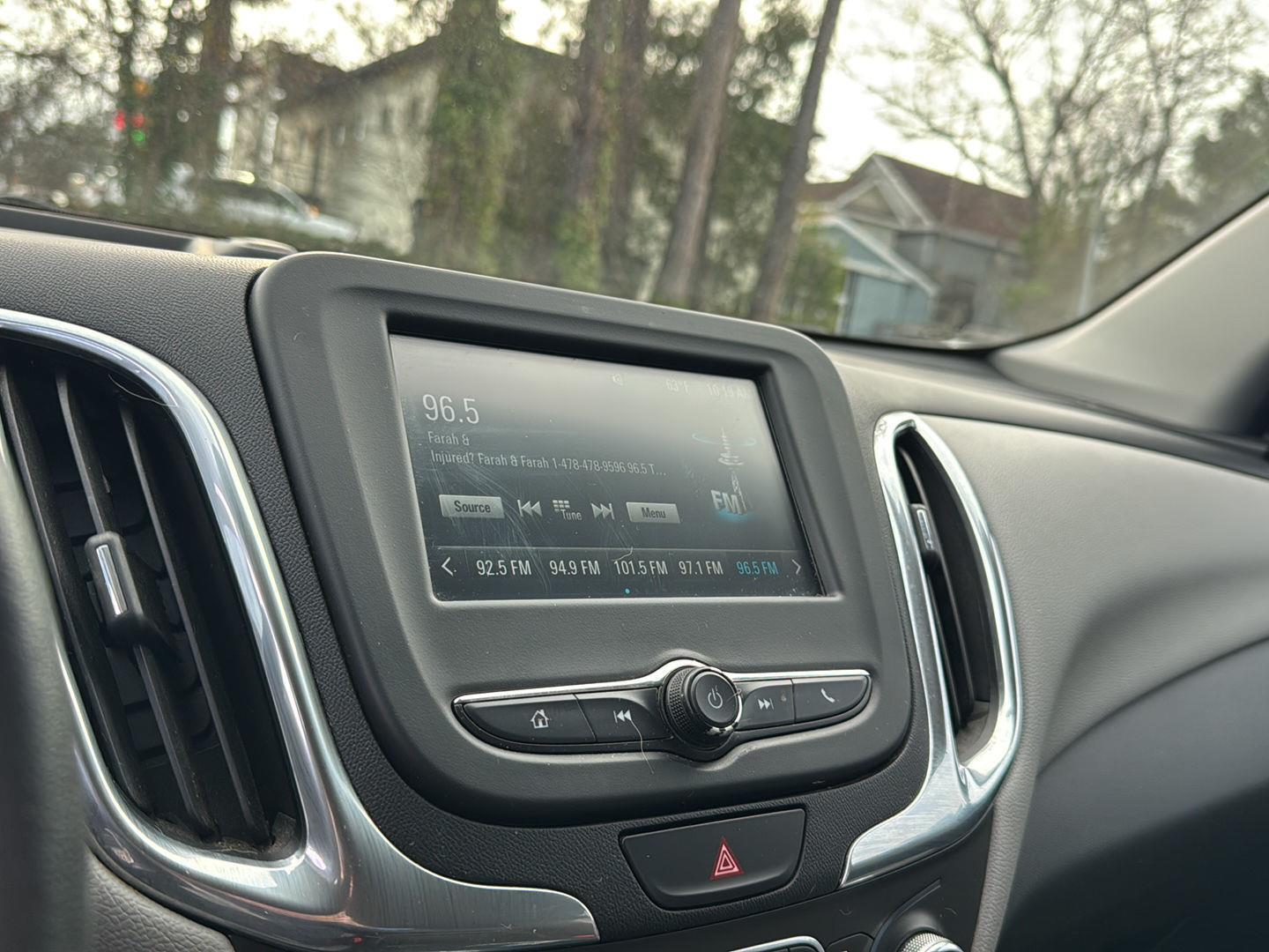 Used 2018 Summit White Chevrolet LS image 22