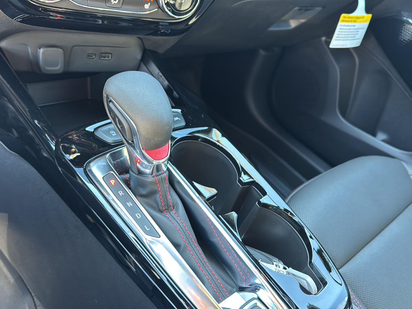 New 2026 Summit White Chevrolet 2RS image 23