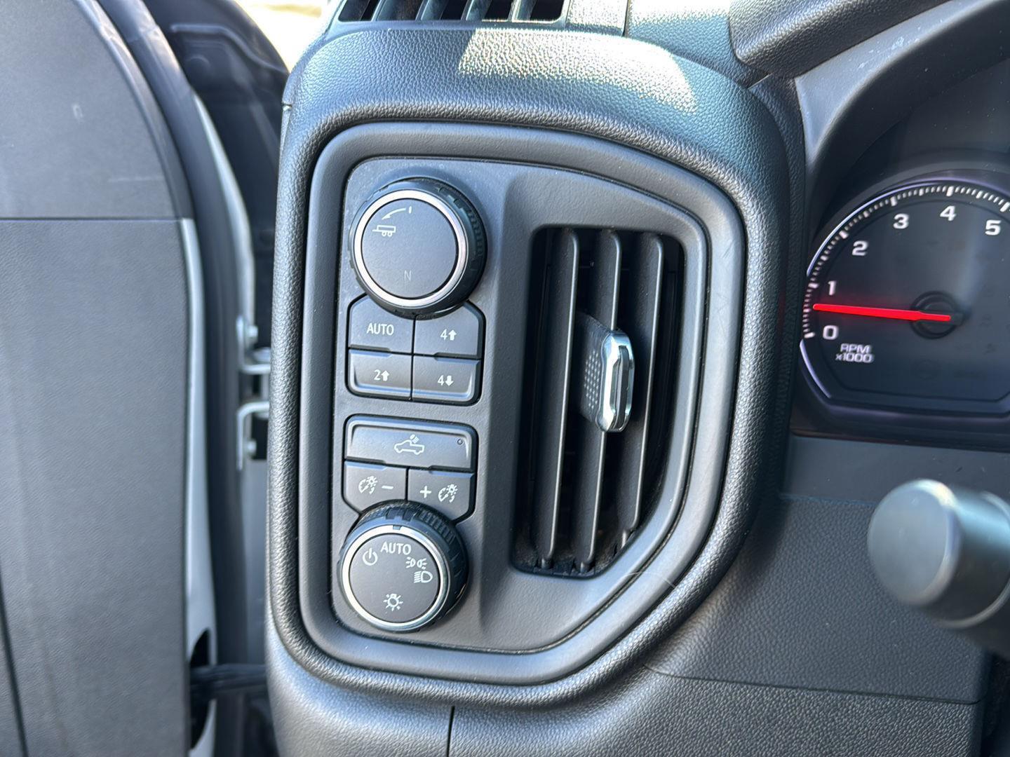 Used 2020 Silver Ice Metallic Chevrolet Custom Trail Boss image 20