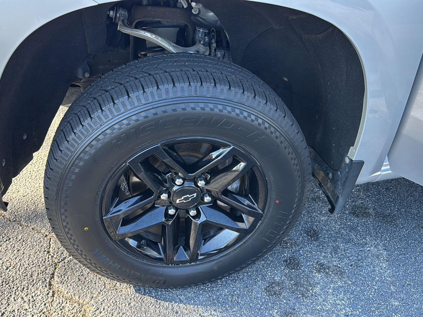 Used 2020 Silver Ice Metallic Chevrolet Custom Trail Boss image 31