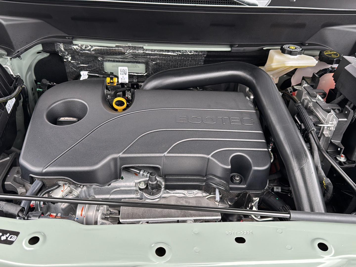 New 2026 Cacti Green Chevrolet FWD LT image 28