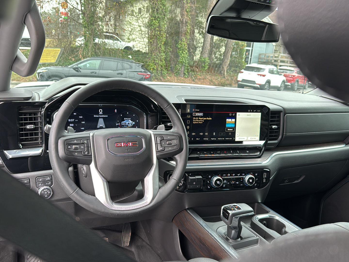 Used 2024 Summit White GMC SLT image 16