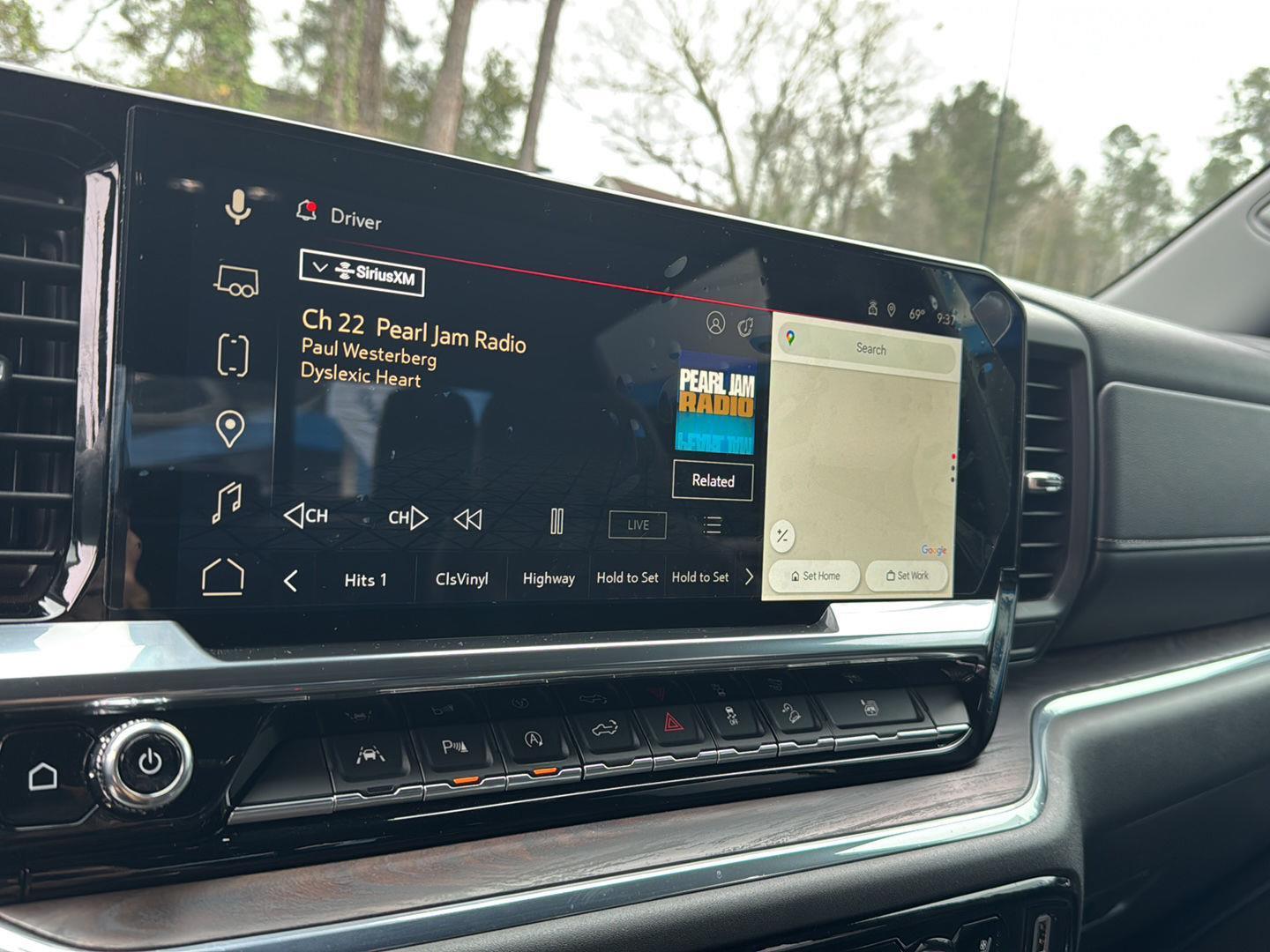 Used 2024 Summit White GMC SLT image 21