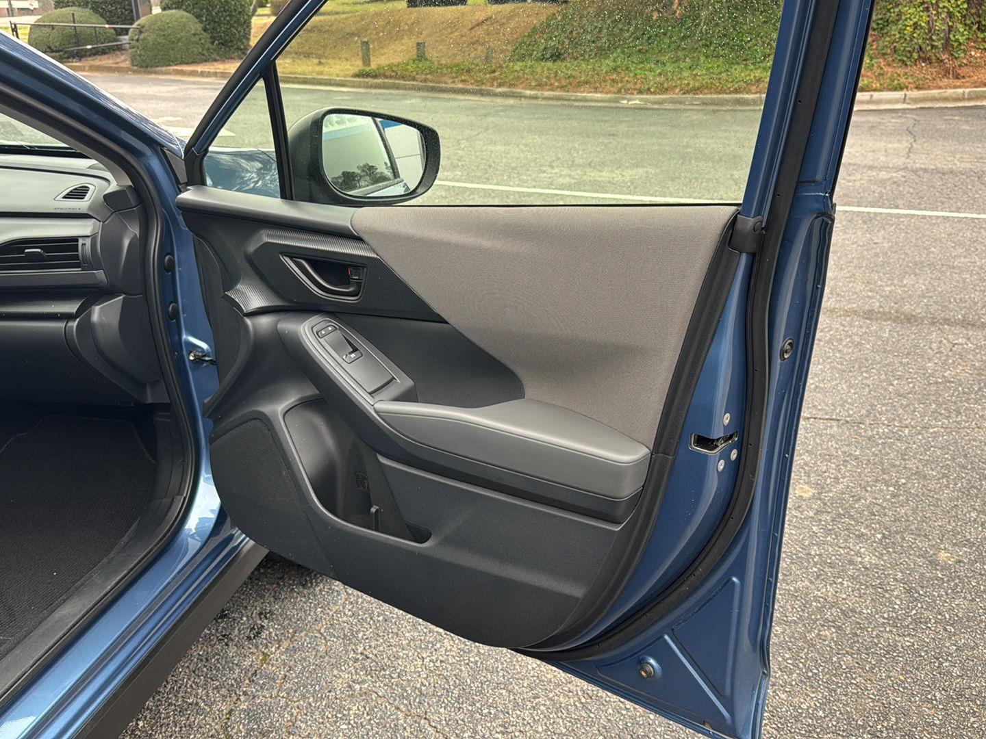 Used 2024 Horizon Blue Pearl Subaru AWD image 13