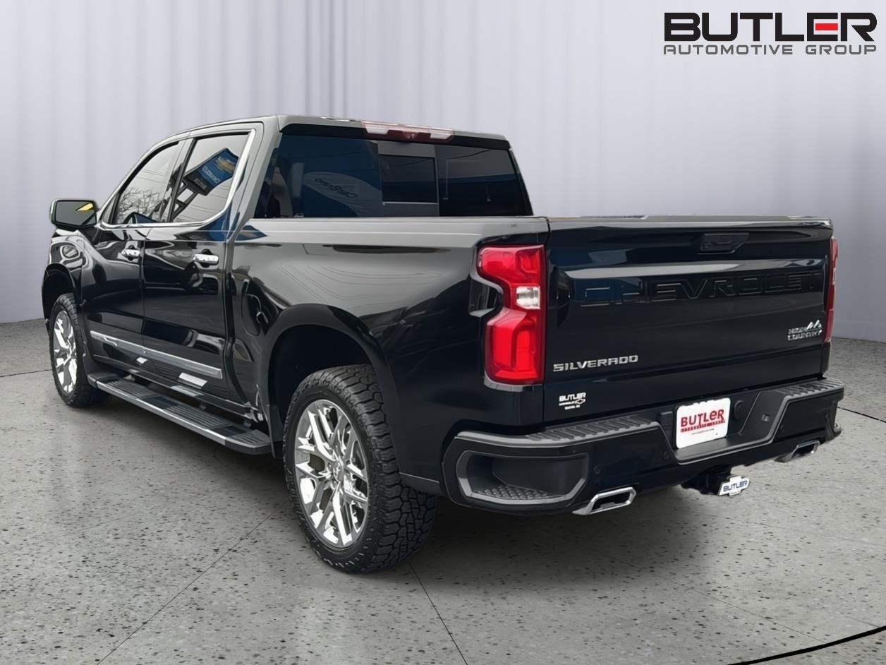 Used 2023 Black Chevrolet High Country image 4