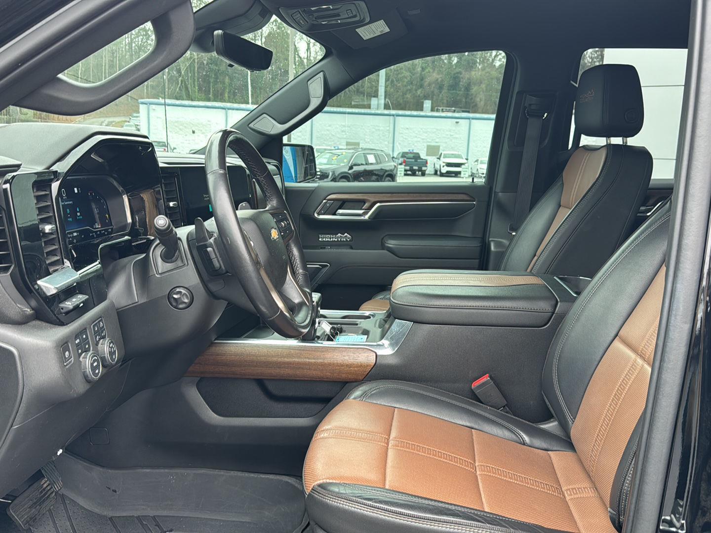 Used 2023 Black Chevrolet High Country image 9