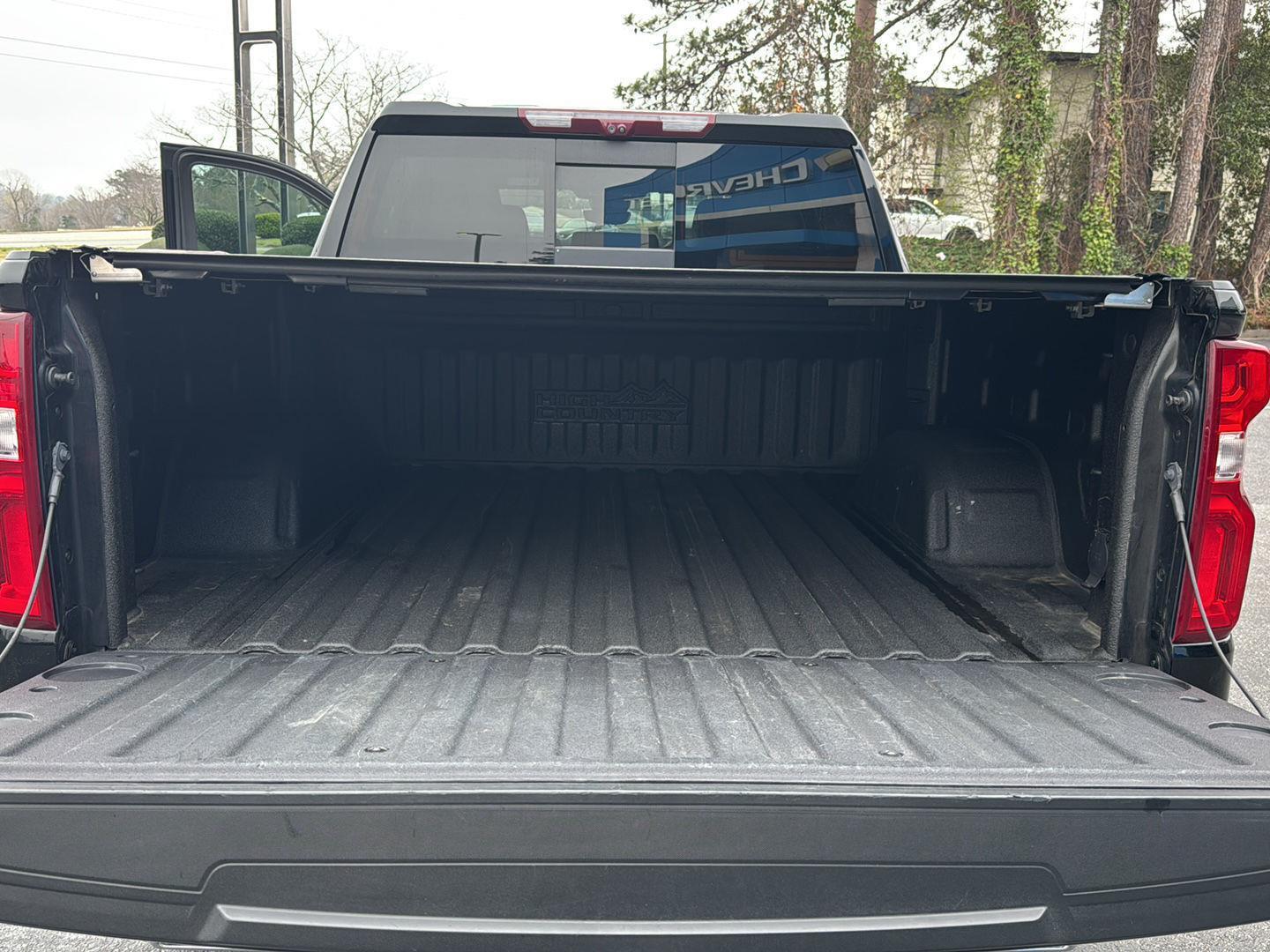 Used 2023 Black Chevrolet High Country image 29