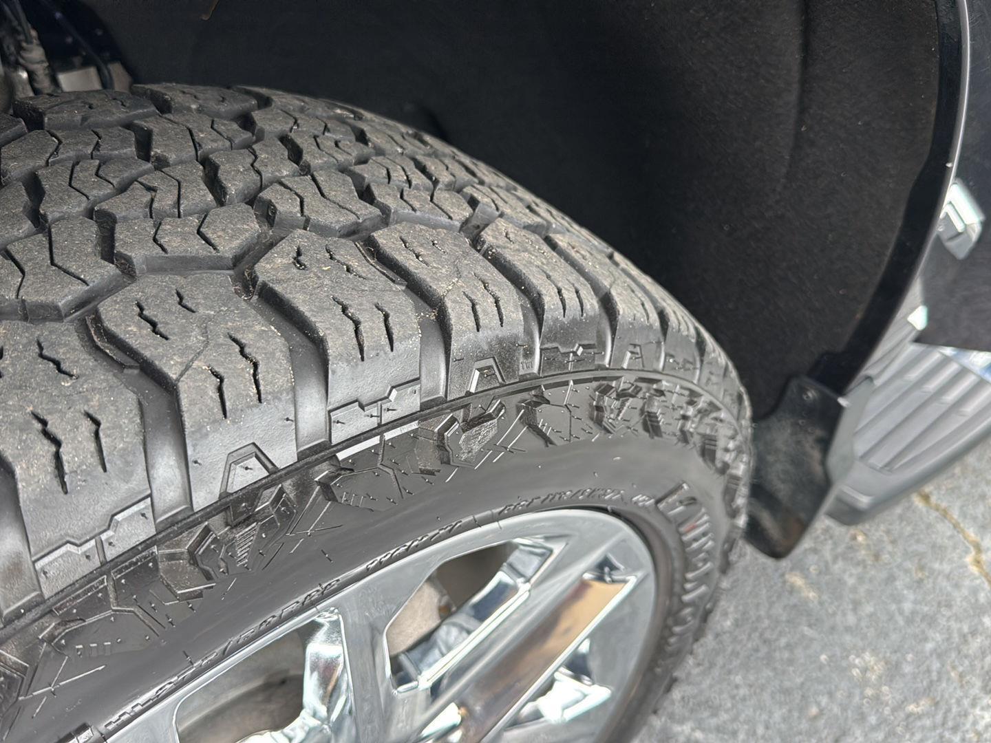 Used 2023 Black Chevrolet High Country image 36