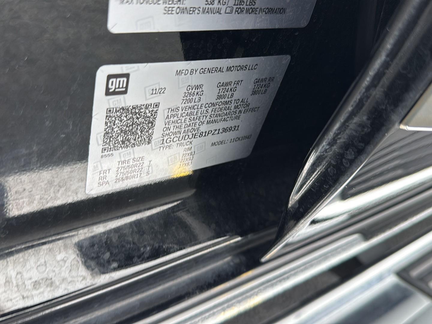 Used 2023 Black Chevrolet High Country image 38