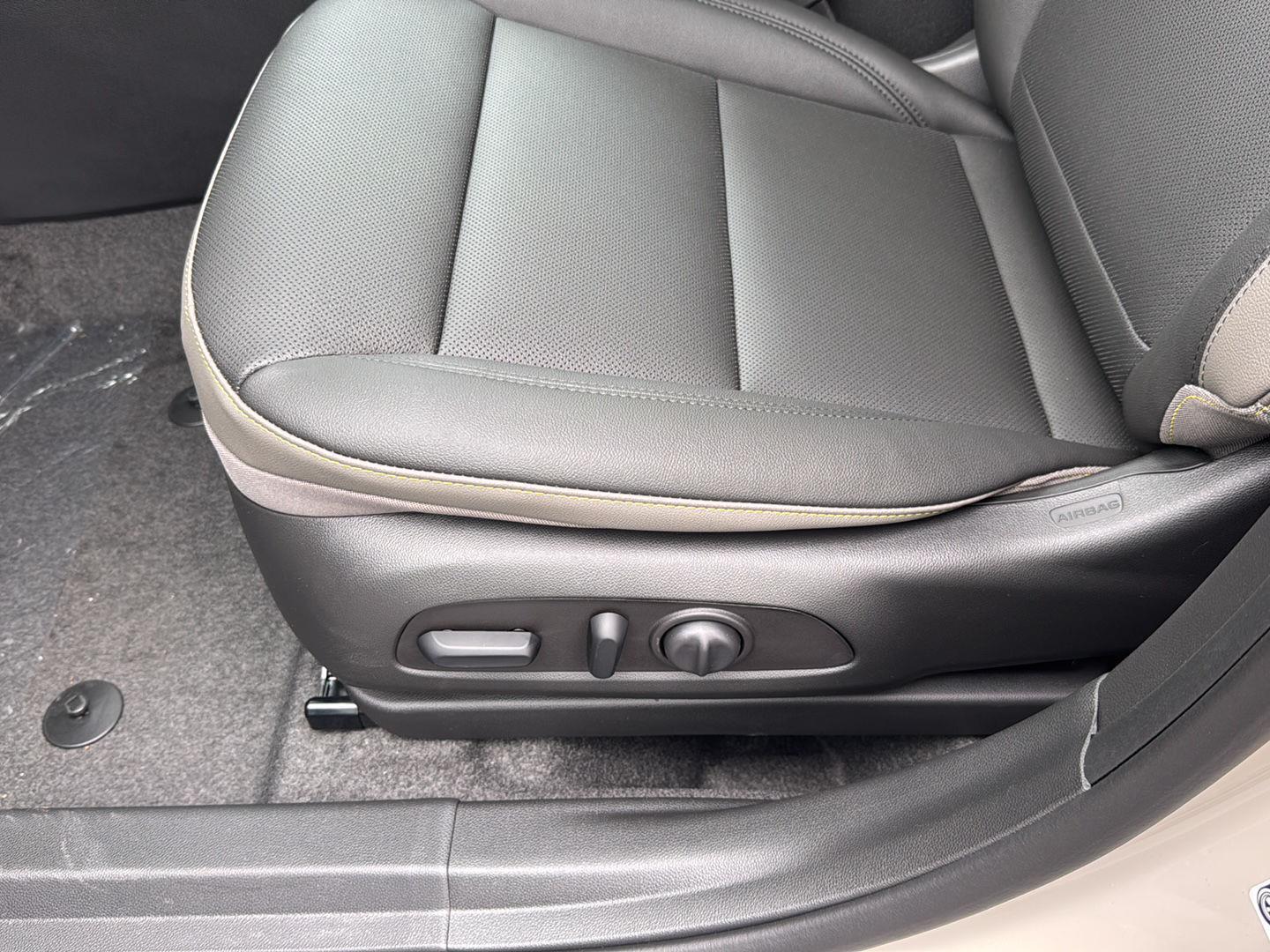 New 2026 White Sands Chevrolet ACTIV image 29