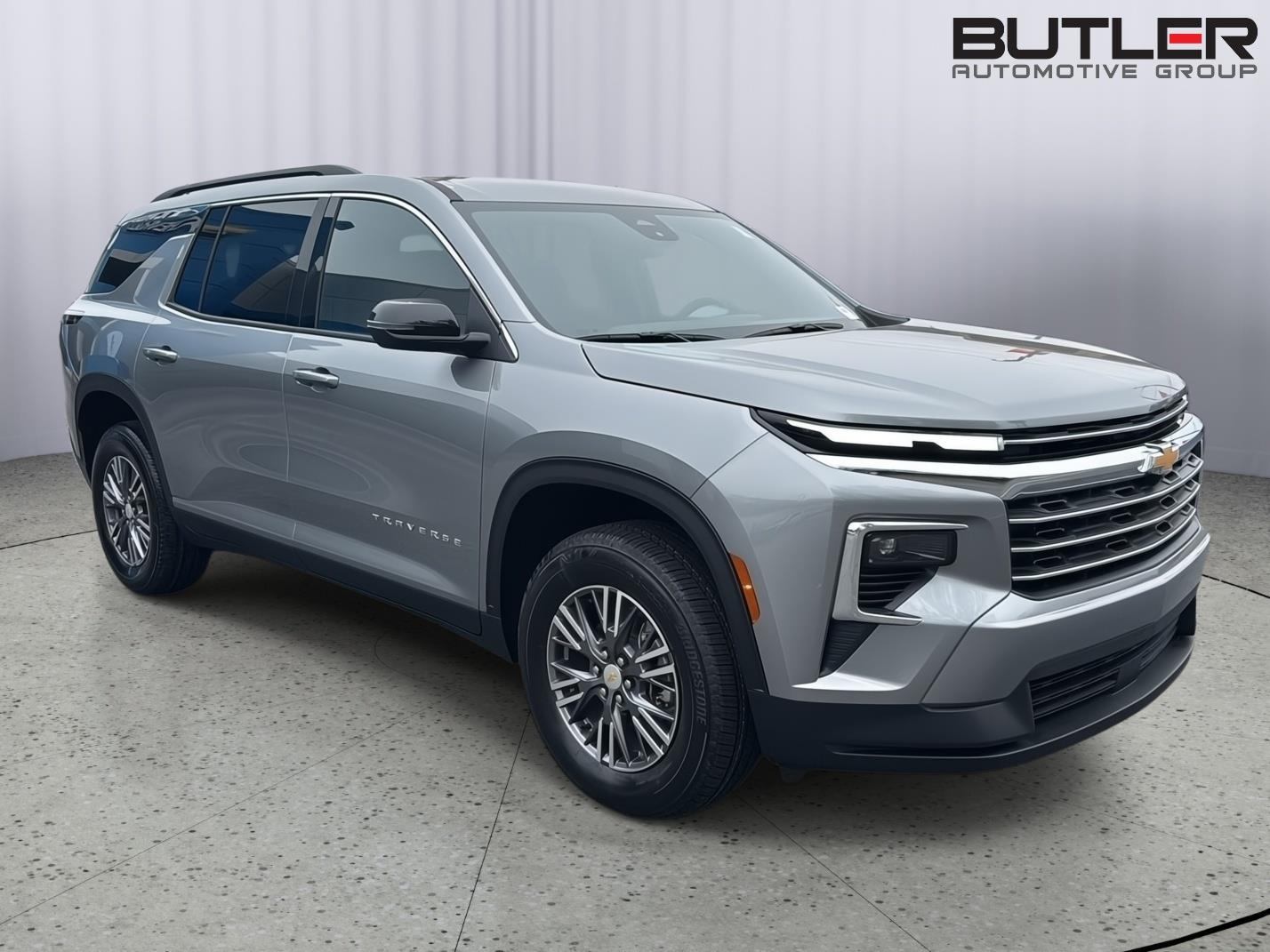 New 2026 Sterling Gray Metallic Chevrolet FWD LT image 6