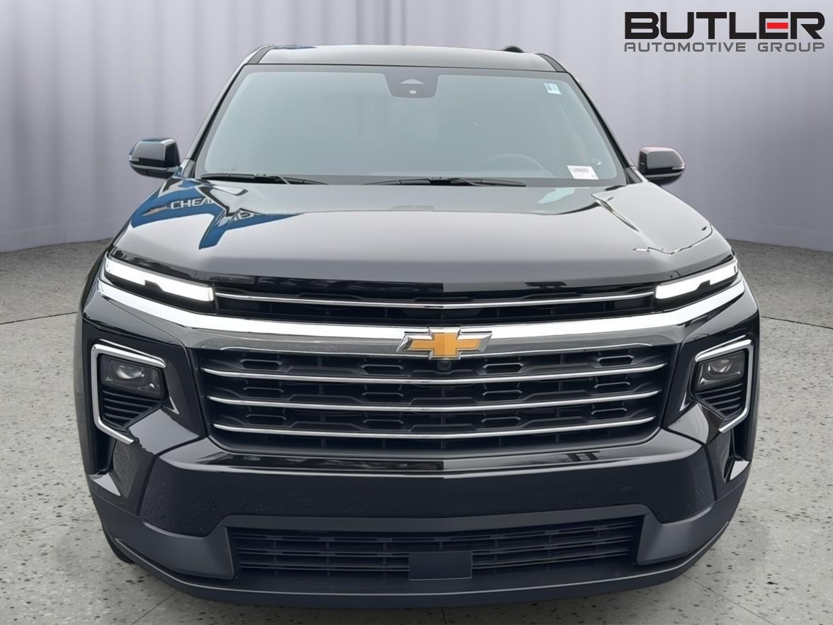 New 2026 Mosaic Black Metallic Chevrolet FWD LT image 7