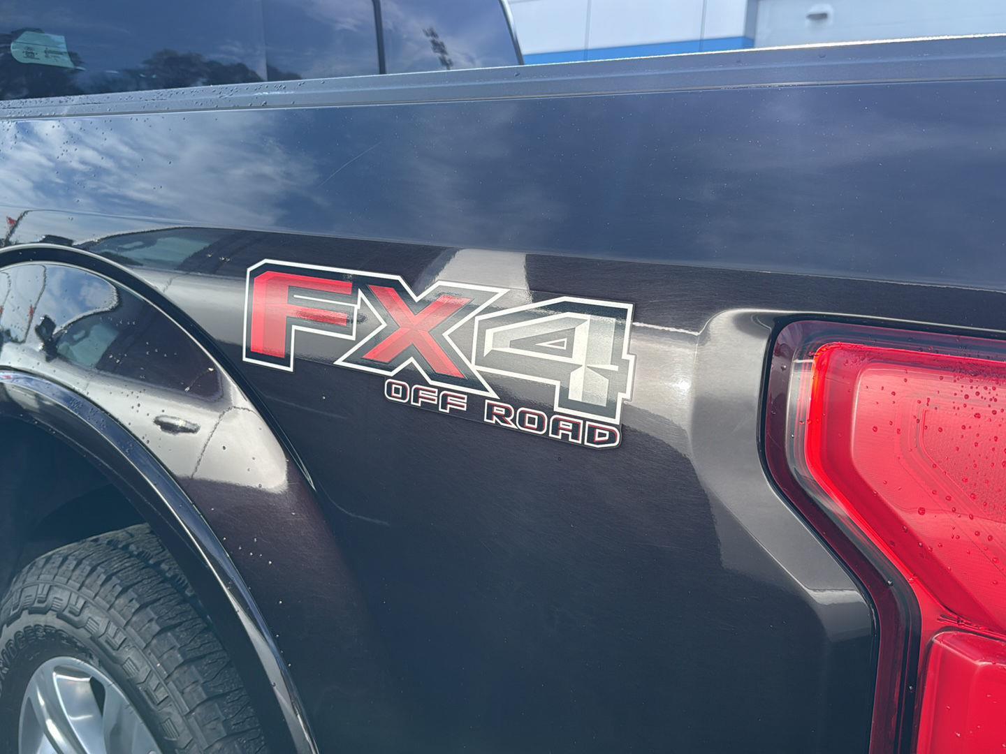 Used 2018 Magma Red Metallic Ford Platinum image 9