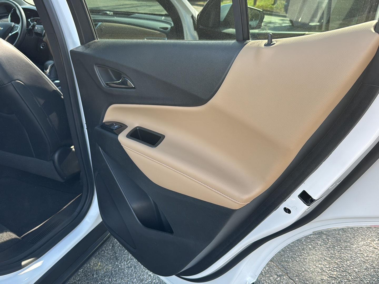 Used 2023 Summit White Chevrolet Premier image 14