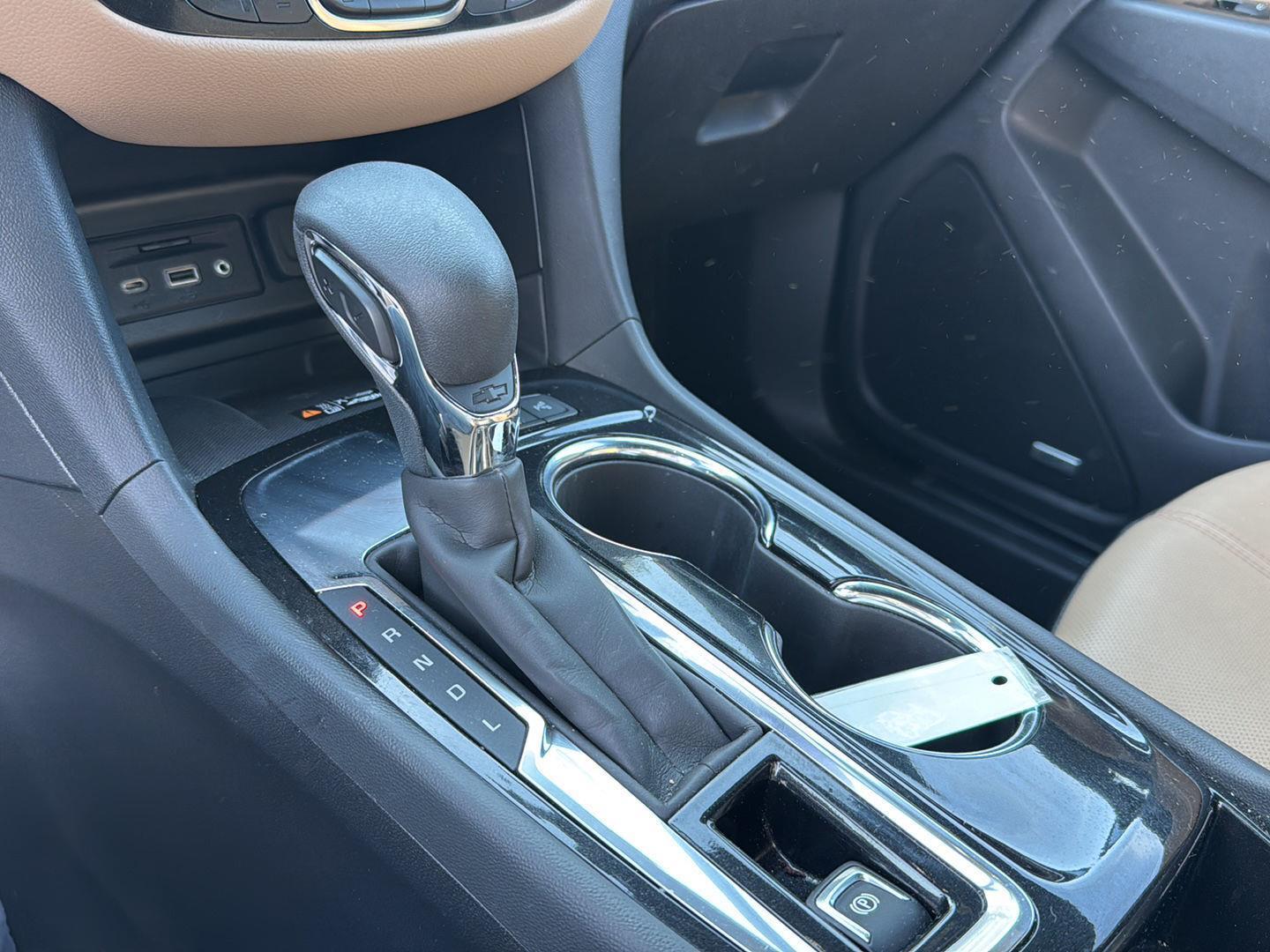 Used 2023 Summit White Chevrolet Premier image 25