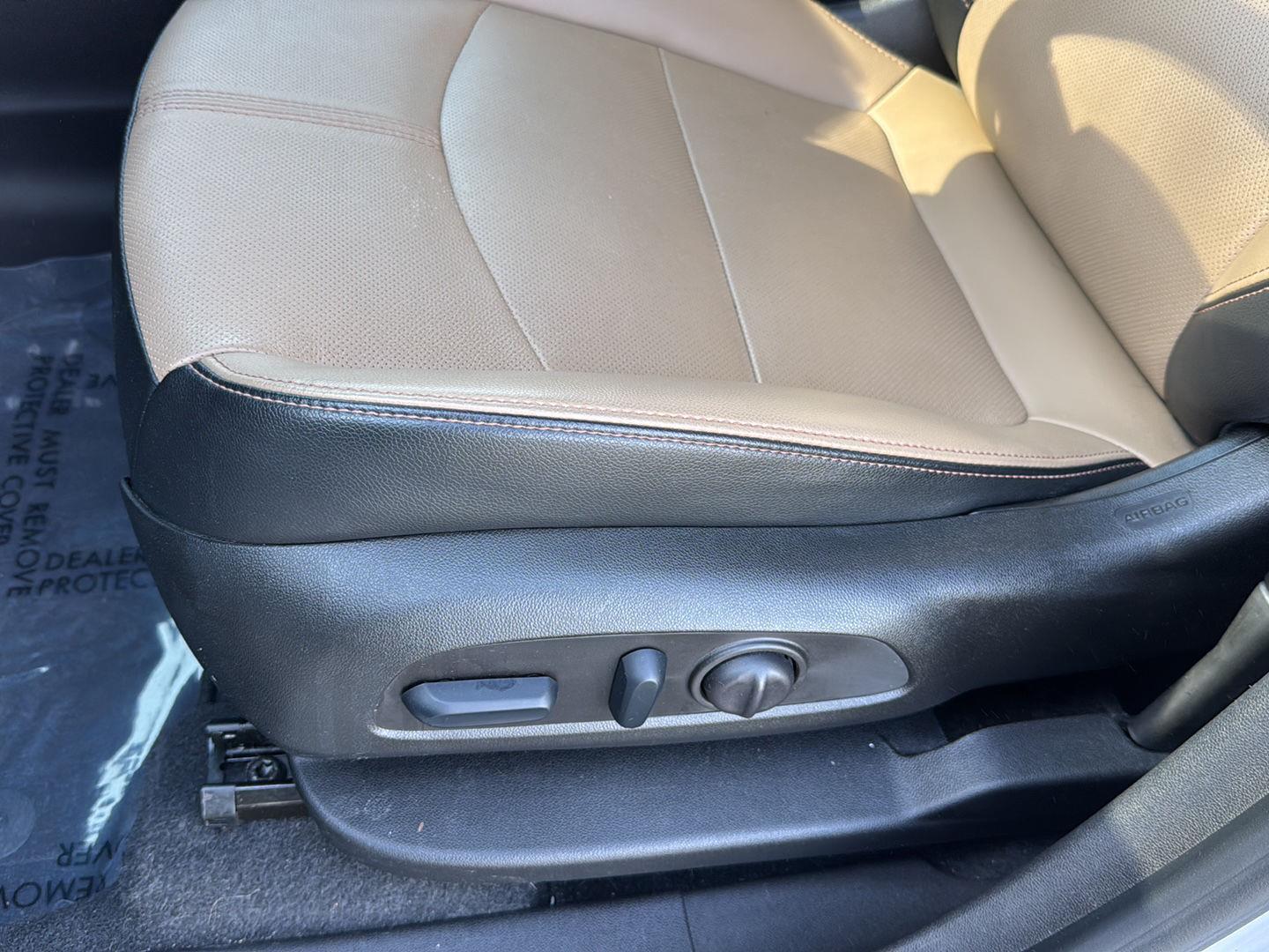 Used 2023 Summit White Chevrolet Premier image 27