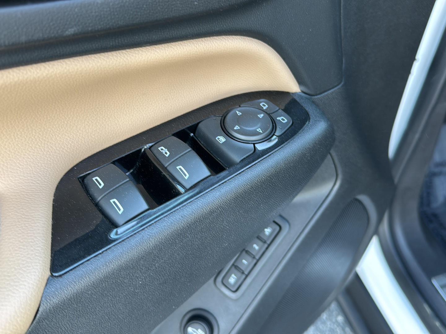 Used 2023 Summit White Chevrolet Premier image 28