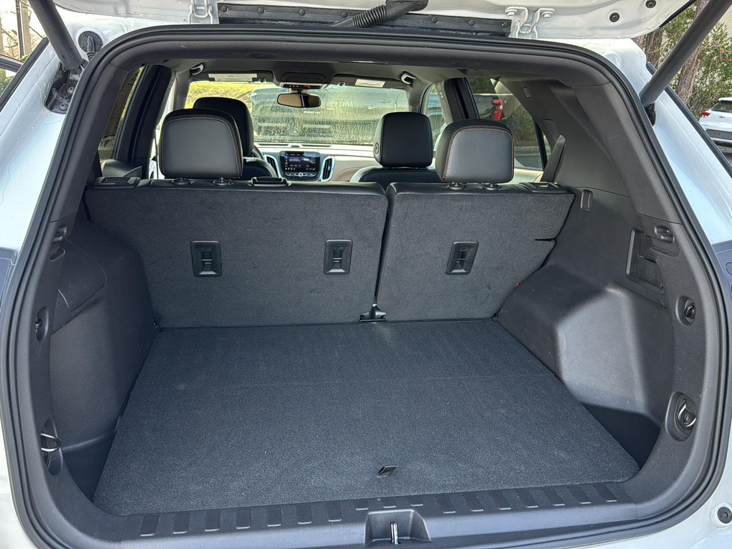 Used 2023 Summit White Chevrolet Premier image 29