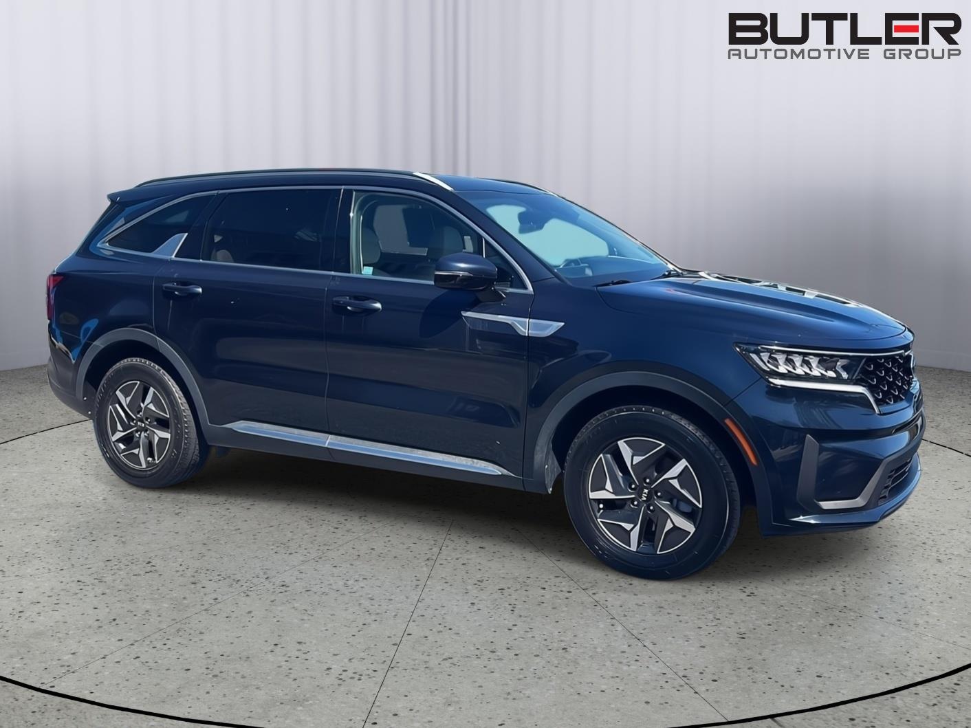 Used 2021 Gravity Blue Kia S image 8